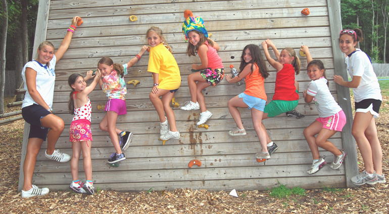 EAGLE RIVER DAY CAMP